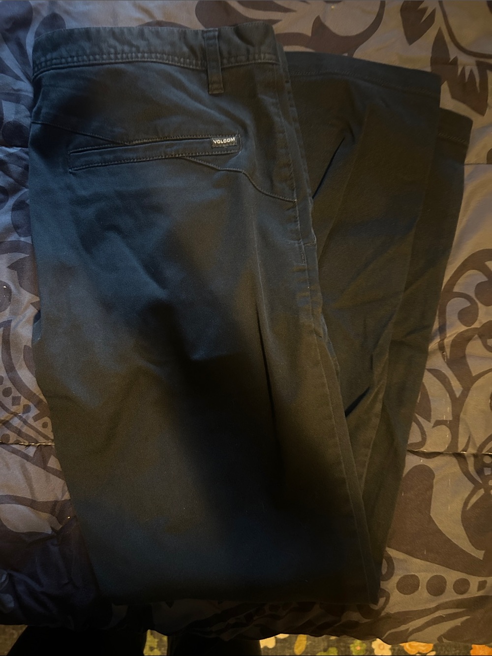 Volcom Men’s Black Chino Pants - Slim Straight
